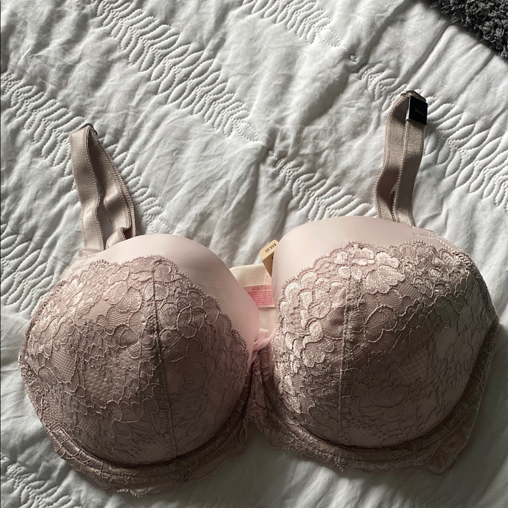 Lace Padded Bra in Pink